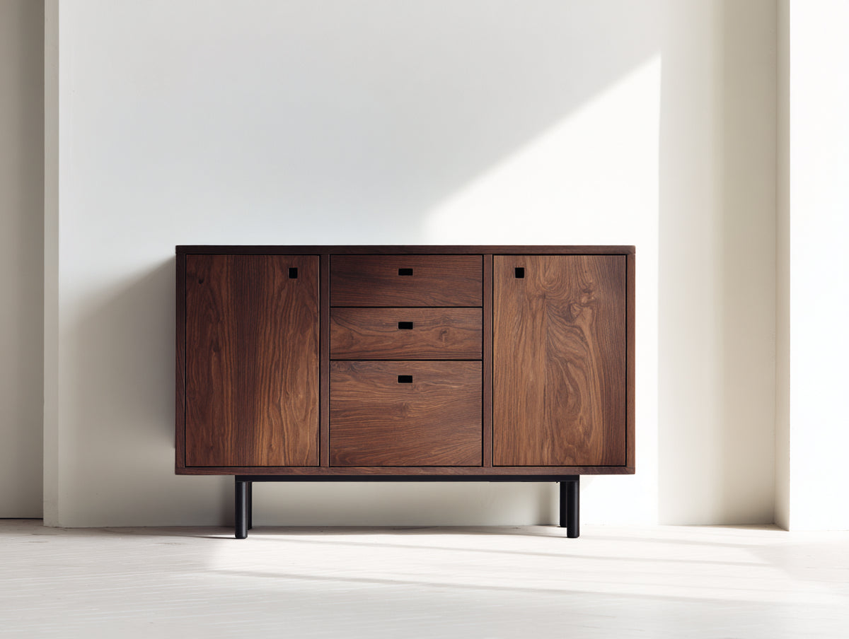 Dielenschränke - Holzoptik 140 x 40 x 85 cm - Dunkelbraun und Schwarz - Flurschrank mit 2 Türen und 3 Schubladen